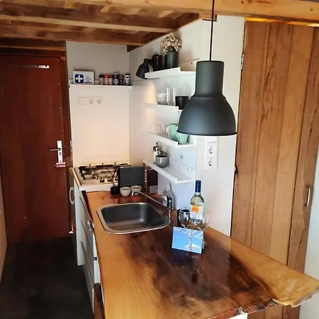 아파트 Tiny House With Garden *