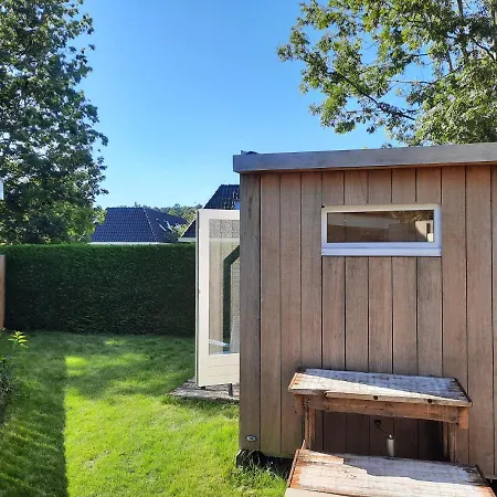 아파트 Tiny House With Garden 노르트베이크